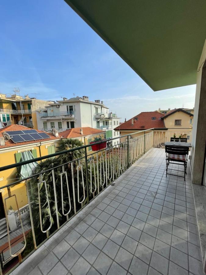 Il Sole Di Sanremo Apartamento Exterior foto