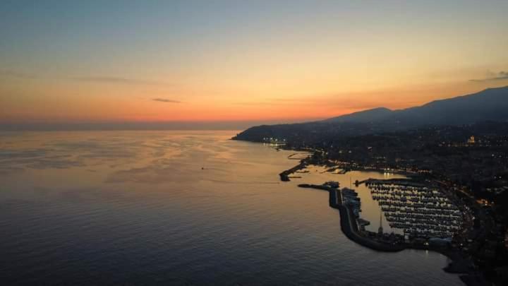 Il Sole Di Sanremo Apartamento Exterior foto